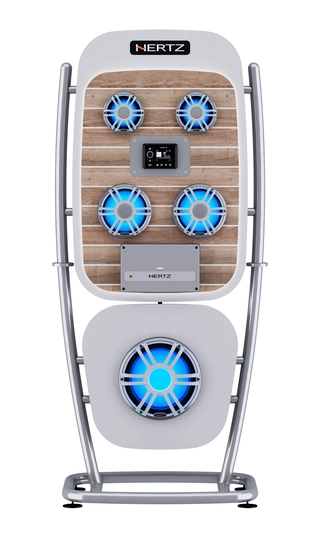 Hertz Marinedisplay Komplett ferdig montert.