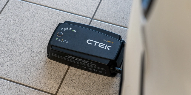 CTEK Batterilader NXT 15 Smartlader 