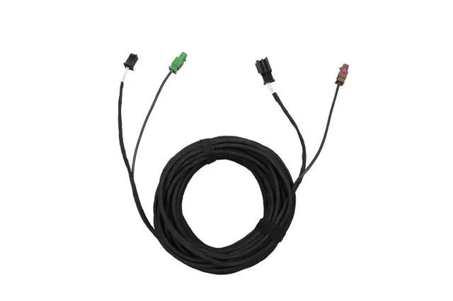 Kufatec Ledningsnett ryggekamera med innvendig speil Kode FV1 for MB 