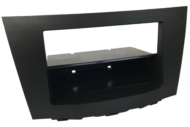 InCarTec Monteringskit 2-DIN Suzuki Kizashi (2010 - 2014) Sort 