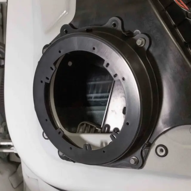 InCarTec Høyttaleradaptersett Framdører Tesla Model 3/Y 6,5"/165mm 