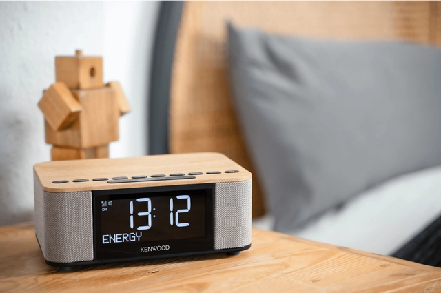 Kenwood Radio DAB+ klokkeradio, lys eik DAB+ klokkeradio med Bluetooth 