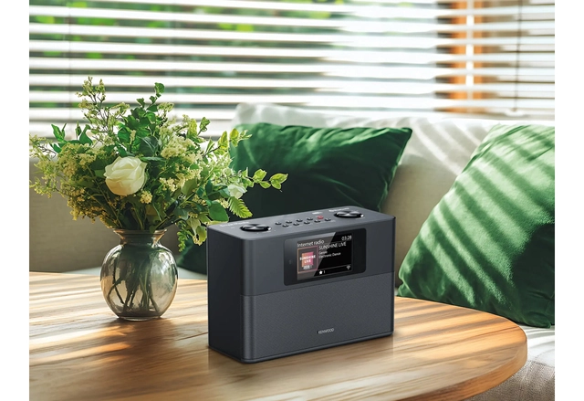 Kenwood Smartradio DAB+, BT, sort DAB+/internet radio med Bluetooth 
