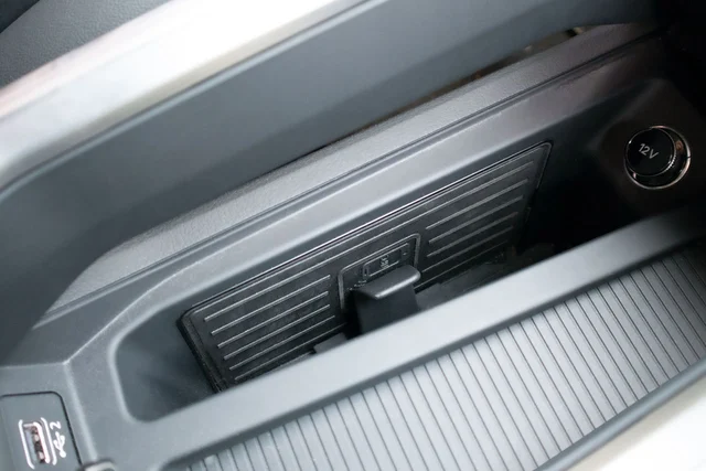 Kufatec OEM Audi Phone Box Til Audi e-tron (GE) 