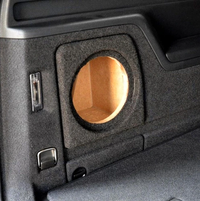 ConnectED Bilspesifikk basskasse 8" VW Sharan (2011 -->) 