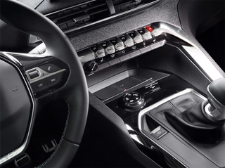 inbay Integrert Qi ladeplate (10W) Peugeot 3008/5008 (2017 - 2020)