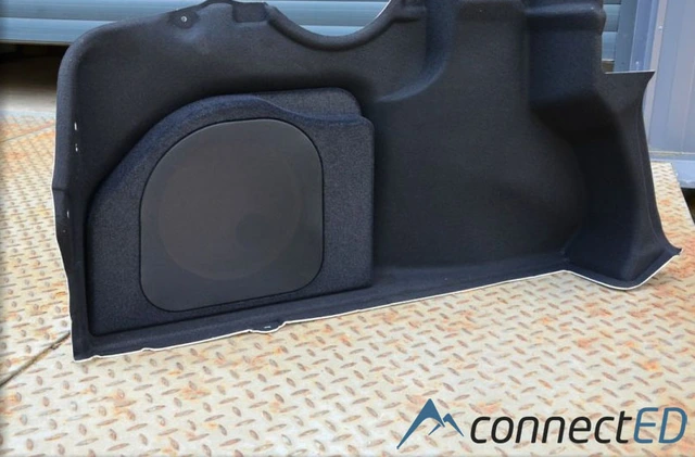 ConnectED MDF bilspesifikk Basskasse 10" Toyota Camry (2018 -->) 