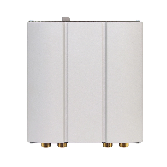 BeatSonic Ultrakompakt forsterker 4-kanals 