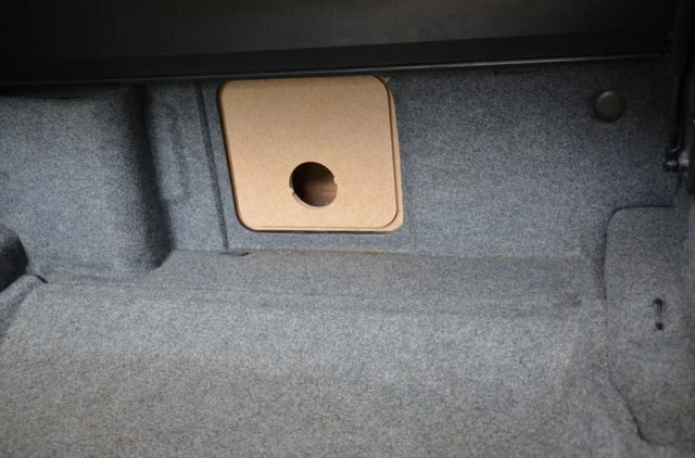 ConnectED Bilspesifikk basskasse 8" BMW 3-serie (E46) Cab (2000 - 2006) 