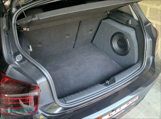 ConnectED Bilspesifikk basskasse 10" BMW 1-serie (F20) (2012 - 2019) 