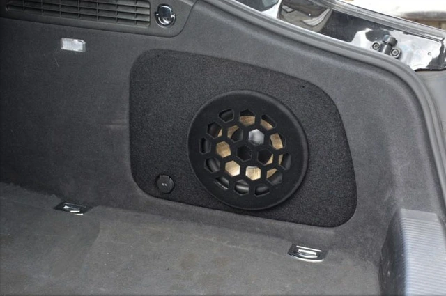 ConnectED Bilspesifikk basskasse 8" Audi A5 Sportback (2008 - 2016) 