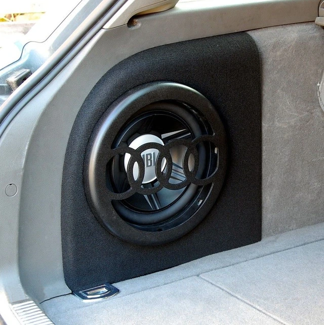 ConnectED Bilspesifikk basskasse 10" Audi A4 Avant (2001 - 2007) 