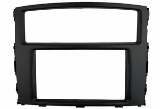 InCarTec Monteringskit 2-DIN Mitsubishi Pajero (2006 --&gt;) (Sort)