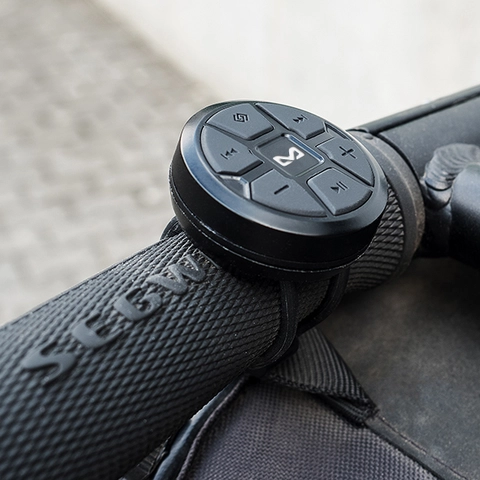 Ampire Bluetooth fjernkontroll For bruk i bil, båt, sykkel etc. 