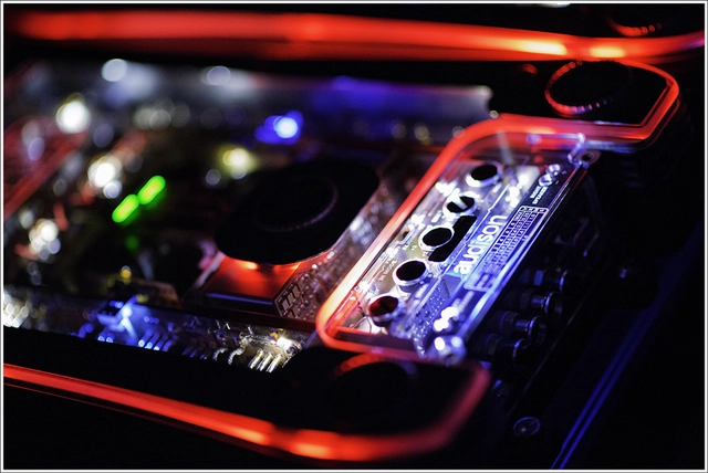 Audison Thesis HV VENTI 1600W RMS @ 4ohm i Hi-Power! 