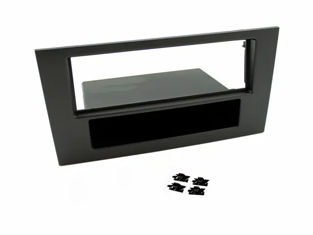 Connects2 Monteringsramme 1-DIN Ford Mondeo (2004 - 2007) Sort 
