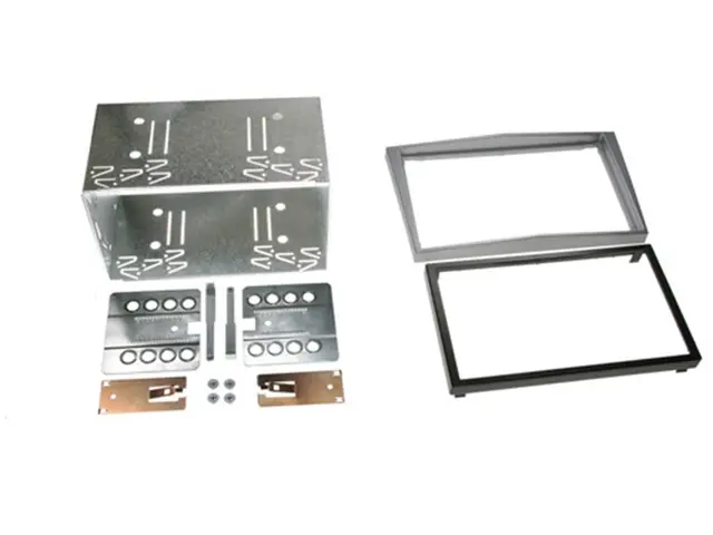 Connects2 Premium monteringskit 2-DIN Opel - Headunits "med knekk" Chrome Met. 