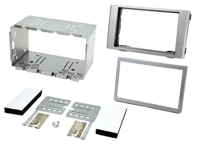 Connects2 Premium monteringskit 2-DIN Iveco Daily (2006 - 2014) Sølv 