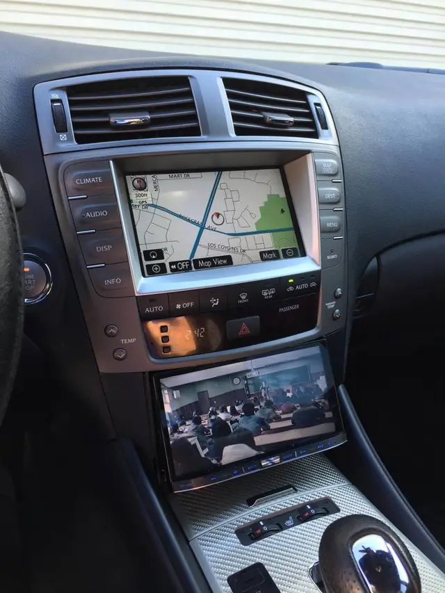 BeatSonic PREMIUM komplett 2-DIN kit IS m/navi m/aktivt system (2006-2009) 