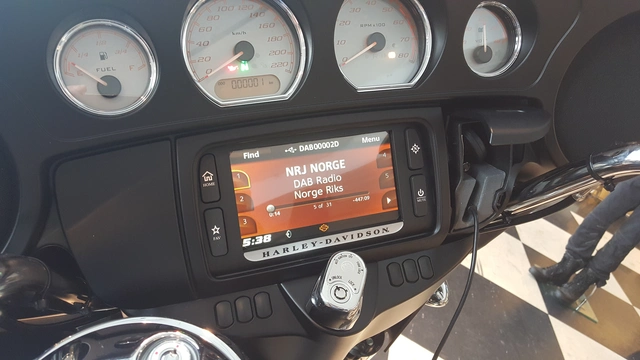 Dension DAB/DAB+ mottaker DAB-integrering via USB-inngang 