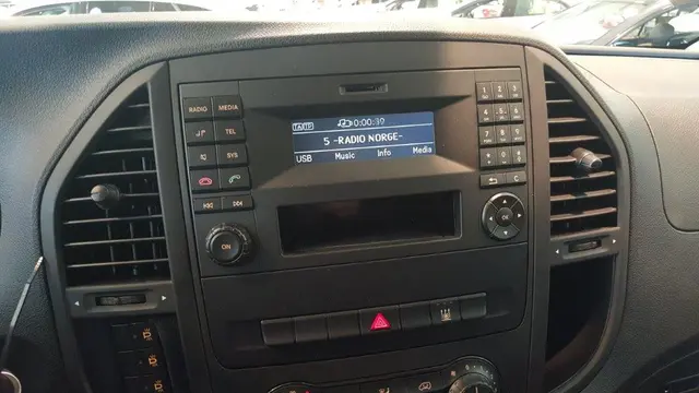 Dension DAB/DAB+ mottaker DAB-integrering via USB-inngang 