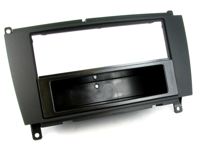 Connects2 Monteringsramme 1-DIN MB CLK (2005-2009) 