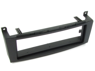 Connects2 Monteringsramme 1-DIN MB C-klasse (2007 - 2011)