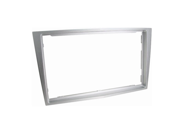 Connects2 Monteringsramme 2-DIN Opel - Headunits "med knekk" Lys sølv 