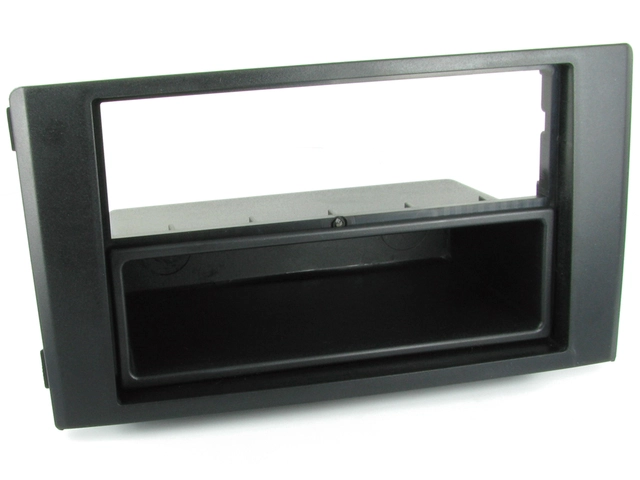 Connects2 Monteringsramme 1-DIN Iveco Daily (2006 - 2014) Sort 