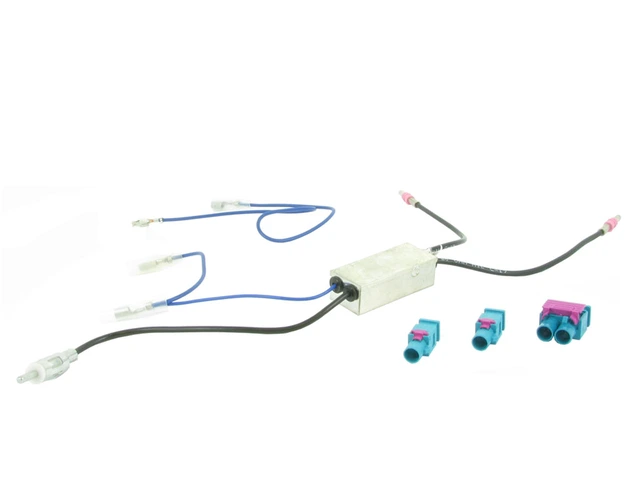 Connects2 Antenneadapter (FM) 2 x fakra til DIN ("universal" versjon) 