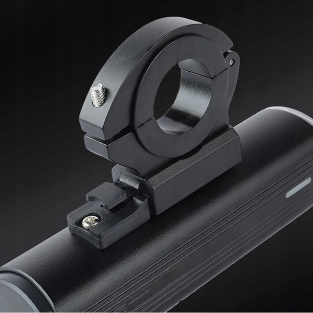 Speras UB1000 lykt for sykkel, Inkl UB4 1000lm / 4800mah 