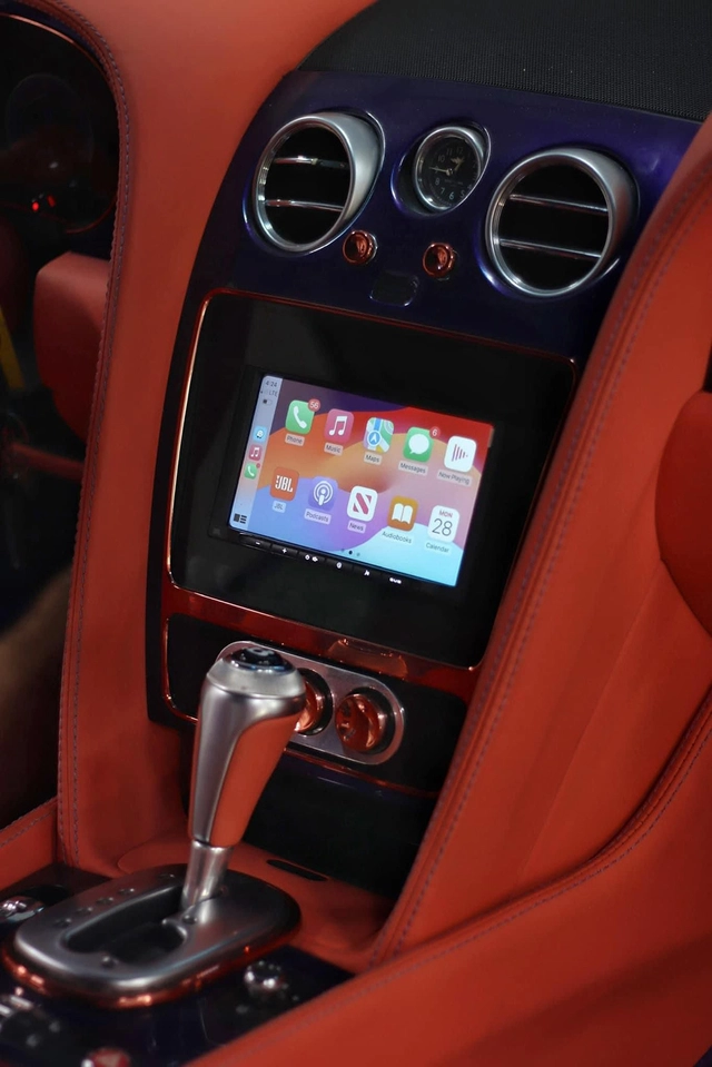 JBL LEGEND 700D AV Media Receiver 7" LCD, DAB+, trådløs AC & AA 