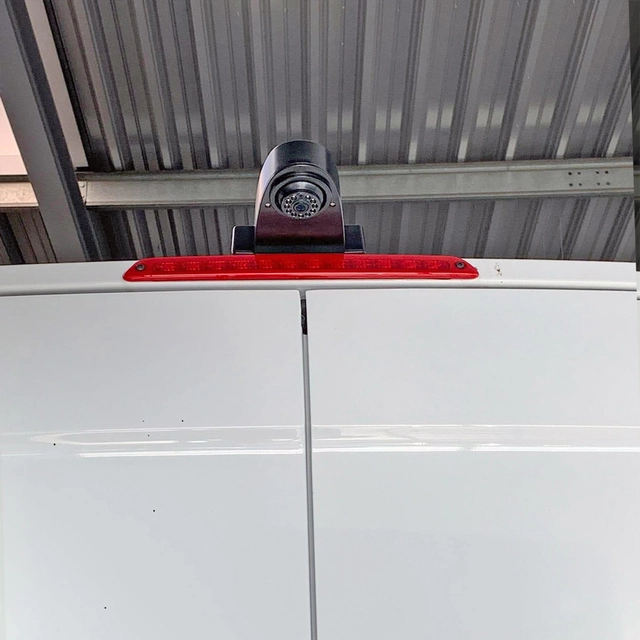 Ampire Ryggekamera - Nyttekjøretøy CVBS 15 meter kabel 