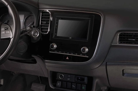 InCarTec Monteringskit 2-DIN Outlander (2020 - 2021) Pianosort
