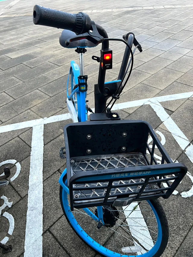 Speras U1 lommelykt/arbeidslys/leselys 500lm / 75 meter kastelengde 