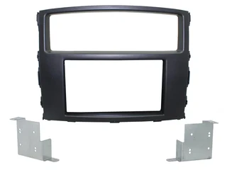 Connects2 Premium monteringskit 2-DIN Mitsubishi Pajero (2014 --&gt;) Matt svart