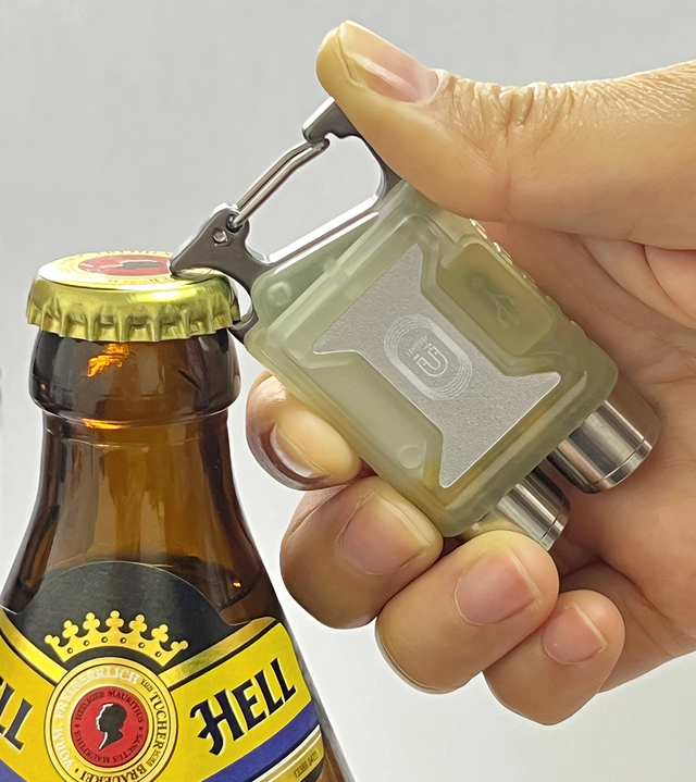 Speras V2 lommelykt/varsellys/leselys 550lm / 85 meter kastelengde 