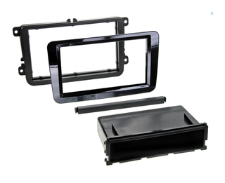 ConnectED Premium monteringsramme 1-DIN VW/Skoda RCD/RNS-formfaktor (sort piano)
