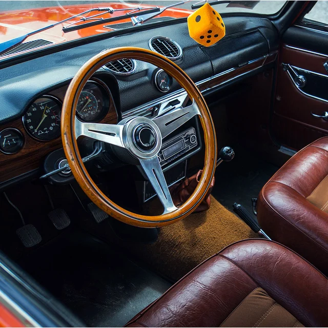 Caliber DAB+/USB/SD/BT  hovedenhet DAB+ spiller med sort krom retro look! 