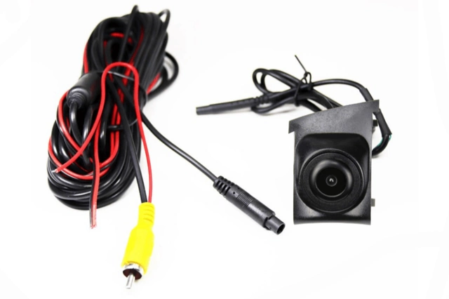 InCarTec frontkamera BMW (CVBS) 3-serie (F30/F31/F34) (2012 - 2019) 