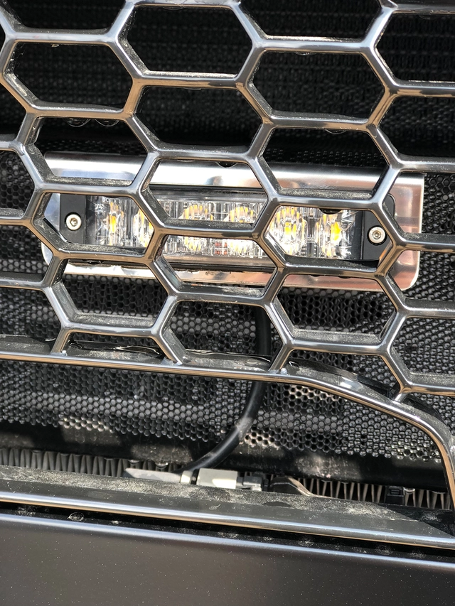 Strands Varsellys 6 LED Slankt varsellys - kan synkroniseres 