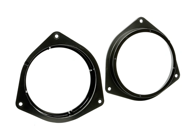 Connects2 Høyttaleradaptere (165mm) Toyota/Subaru/Isuzu (1999 - 2018) 