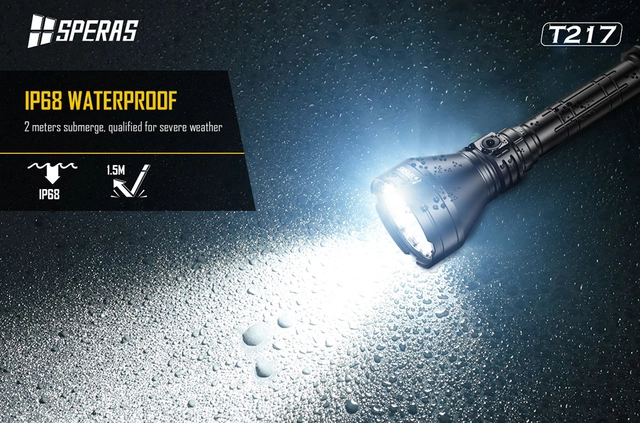 Speras T217 lommelykt i praktisk koffert 1400lm / 1400 meter kastelengde 