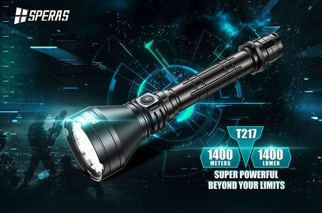 Speras T217 lommelykt i praktisk koffert 1400lm / 1400 meter kastelengde 