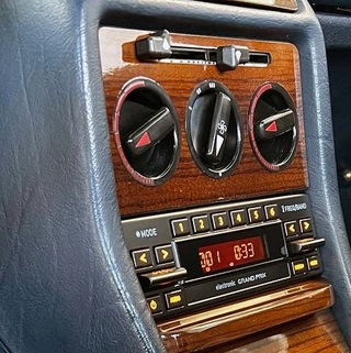 RetroSound Grand Prix DAB+ radio AUX/BT/2 x USB/3 x linjeutganger 