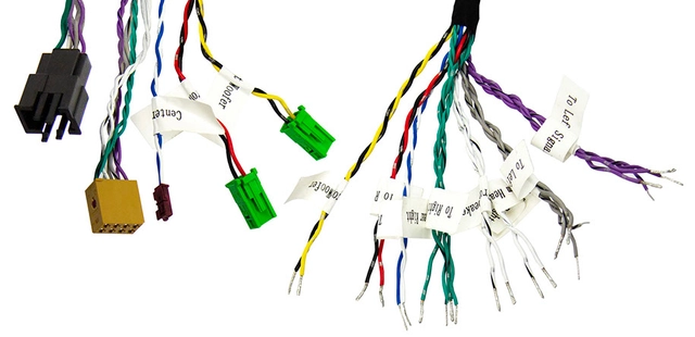 Musway Kabel med Quadlock høyttalerplugg 5 meter 