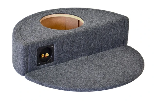 ConnectED Bilspesifikk basskasse 8" Reservehjulsbrønn (540x140mm) 