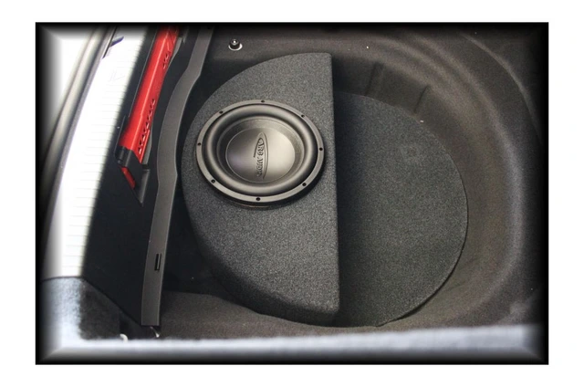 ConnectED Bilspesifikk basskasse 10" Reservehjulsbrønn (650x160mm) 